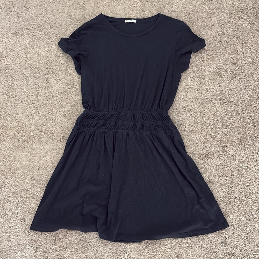 Marine layer, large, dark blue T-shirt material dress